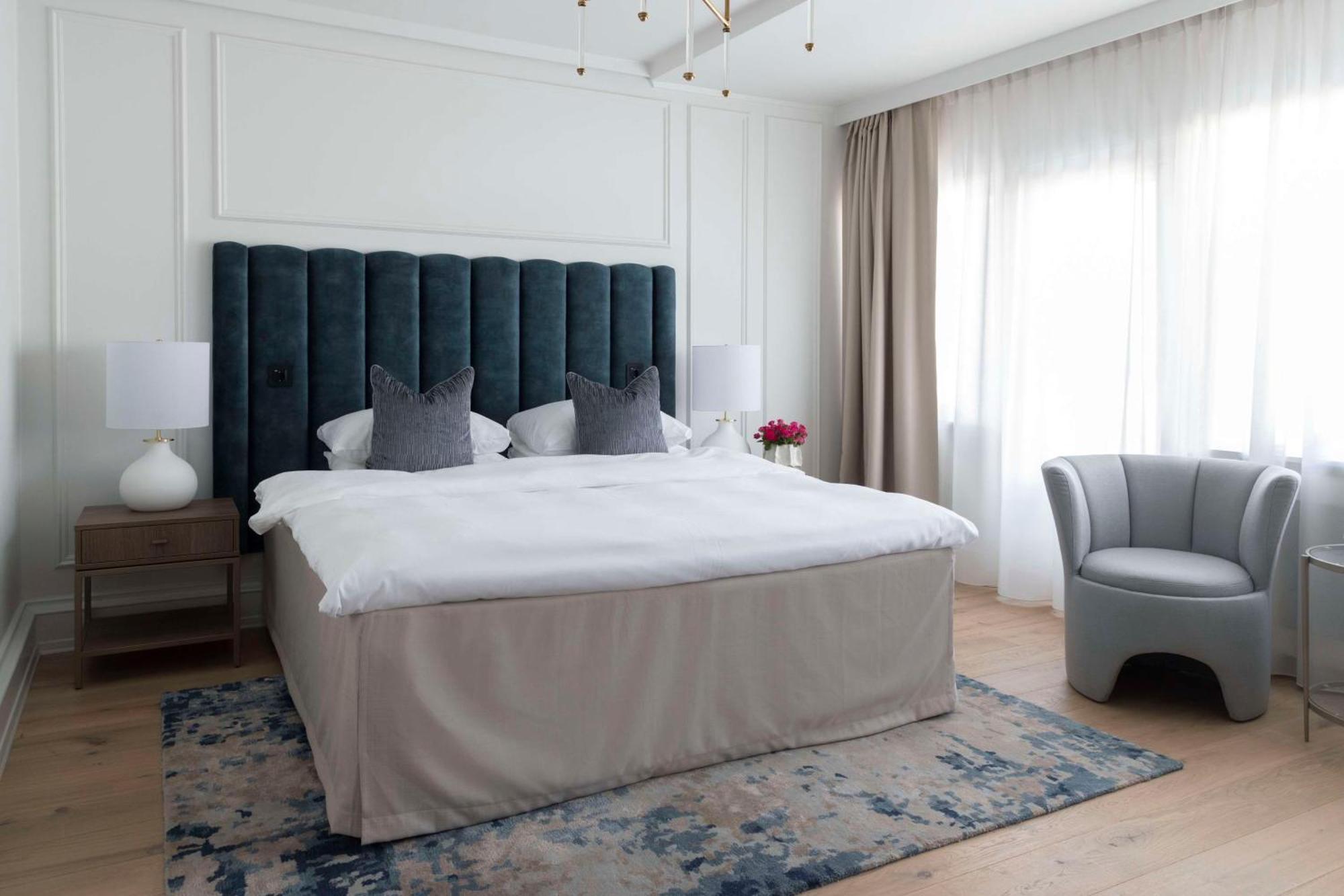 Grand Hotel Oslo Exterior photo A bedroom at the hotel